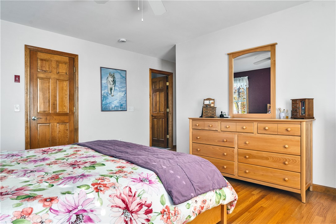 93 Grotto Avenue Warwick, RI 02888 - Photo 23 of 33