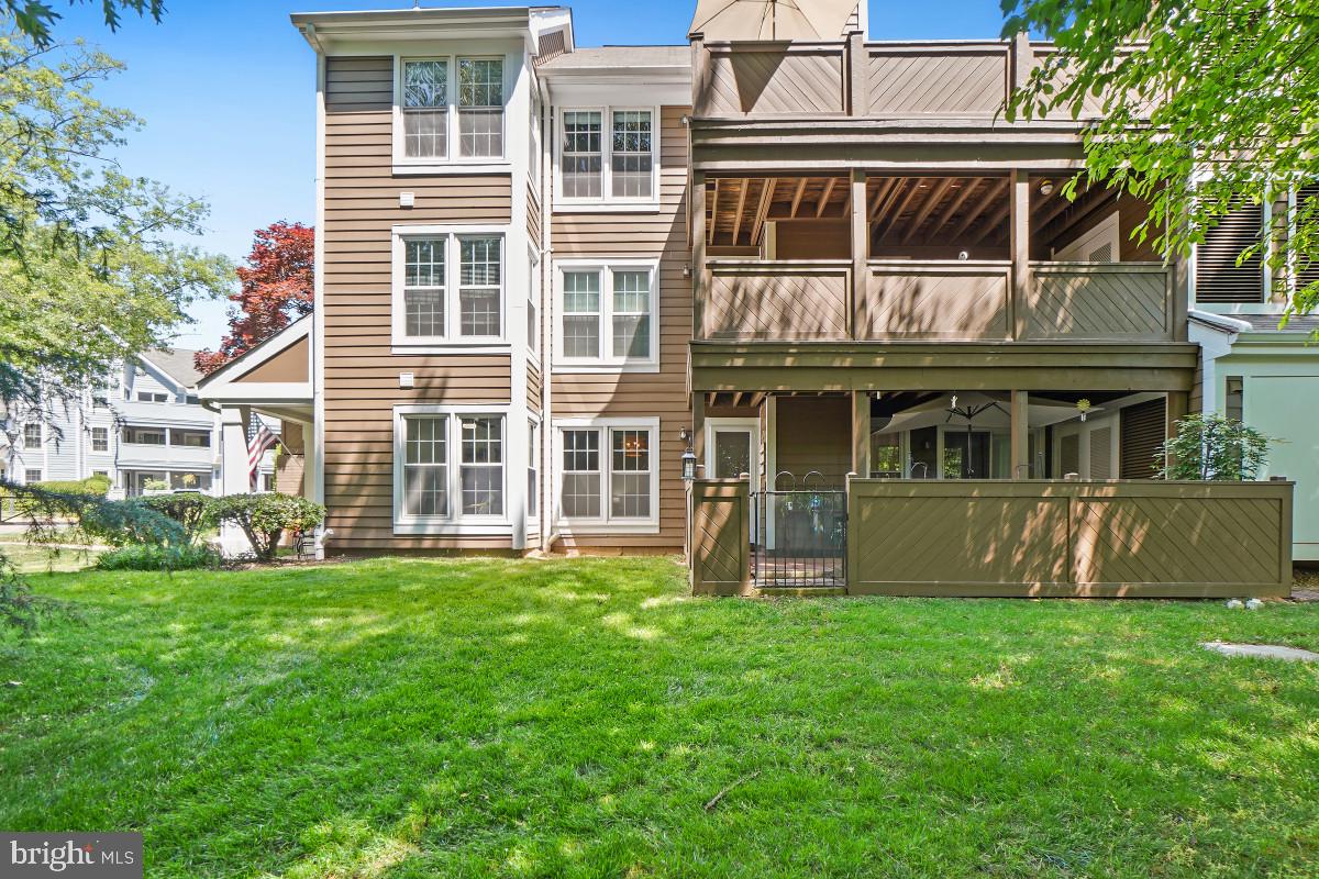 1515 Church Hill Place Reston, VA 20194 - Photo 27 of 28 Rear exterior with patiio and green space