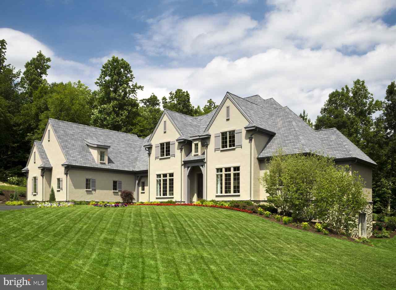 2749 Colonial Road Harrisburg, PA 17112 - Photo 1 of 25 Gallery Image 1