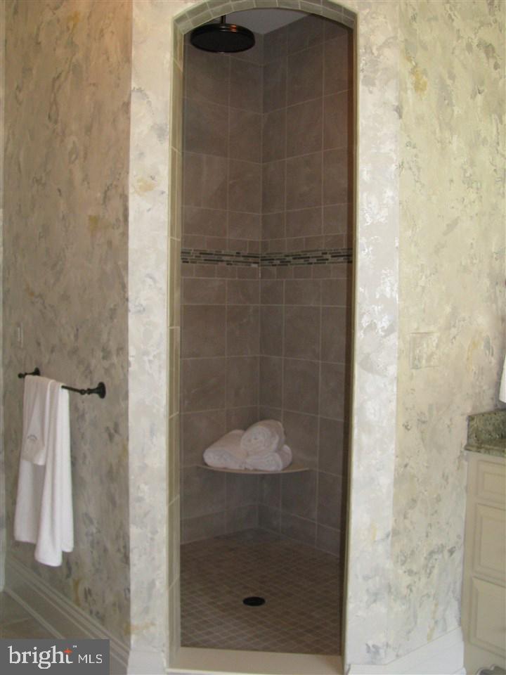 2749 Colonial Road Harrisburg, PA 17112 - Photo 19 of 25 Gallery Image 19
