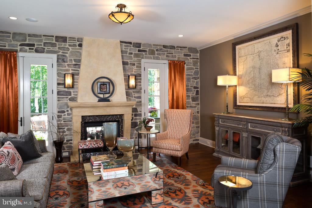 2749 Colonial Road Harrisburg, PA 17112 - Photo 6 of 25 Gallery Image 6