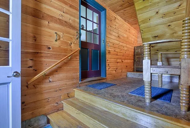 $389,900 | 64 Summer Hill Street, Springfield, VT 05156