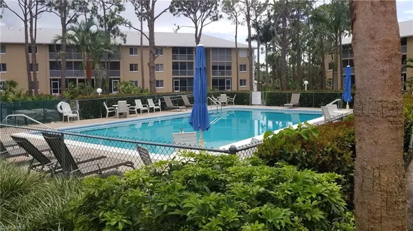$4,200 | 3061 Sandpiper Bay Circle, Unit J301, Naples, FL 34112