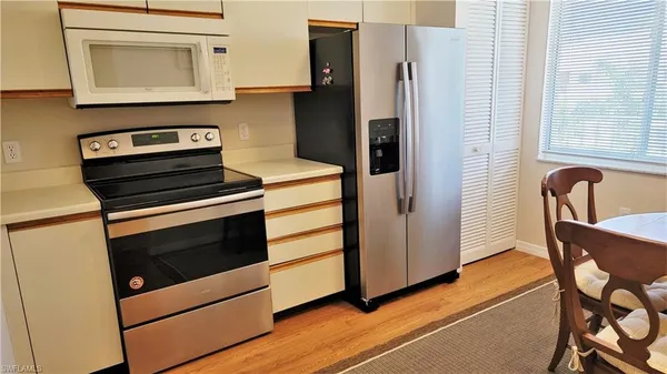 $4,200 | 3061 Sandpiper Bay Circle, Unit J301, Naples, FL 34112