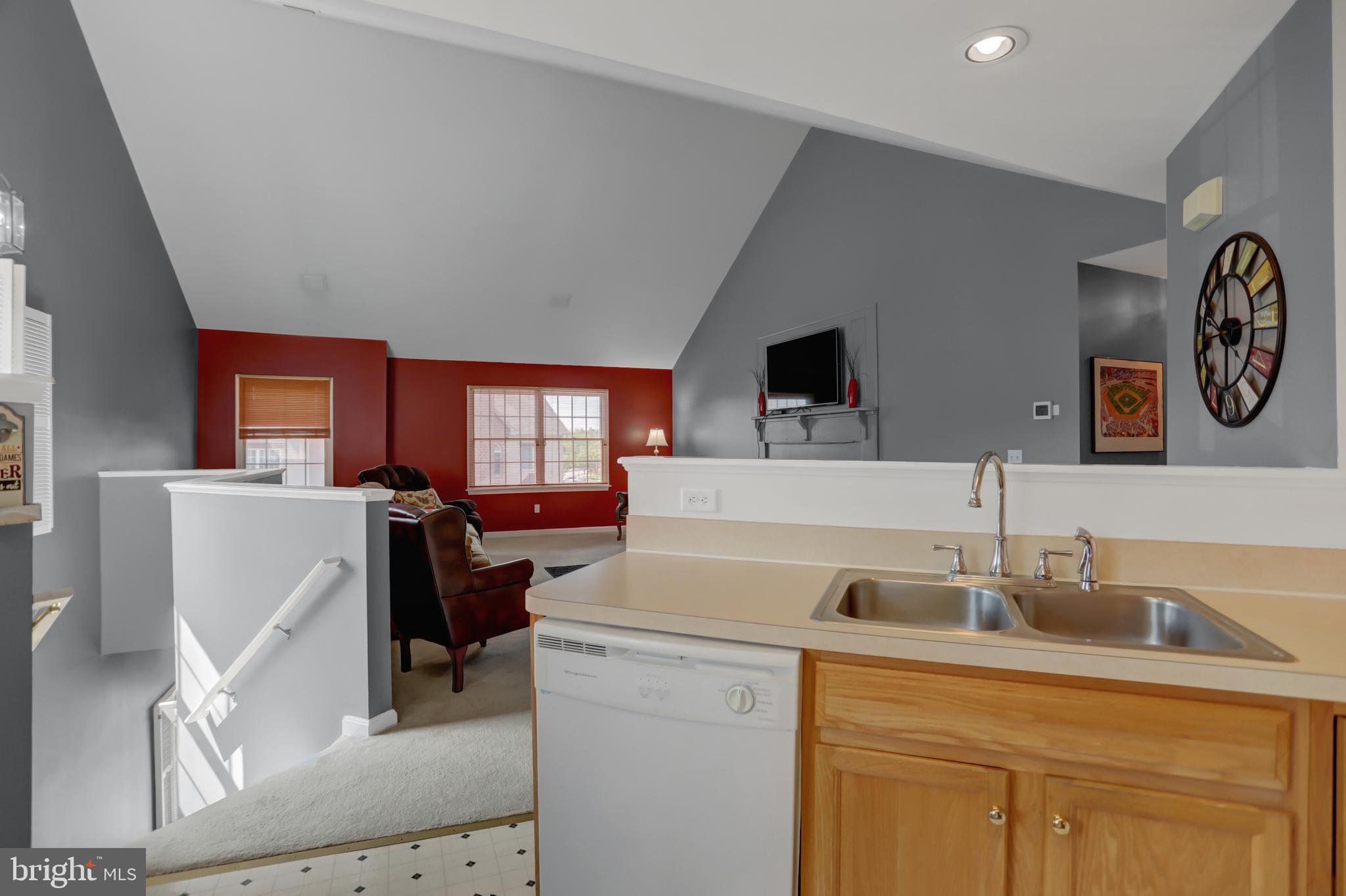4547 Deer Path Road Harrisburg, PA 17110 - Photo 5 of 19 Gallery Image 5