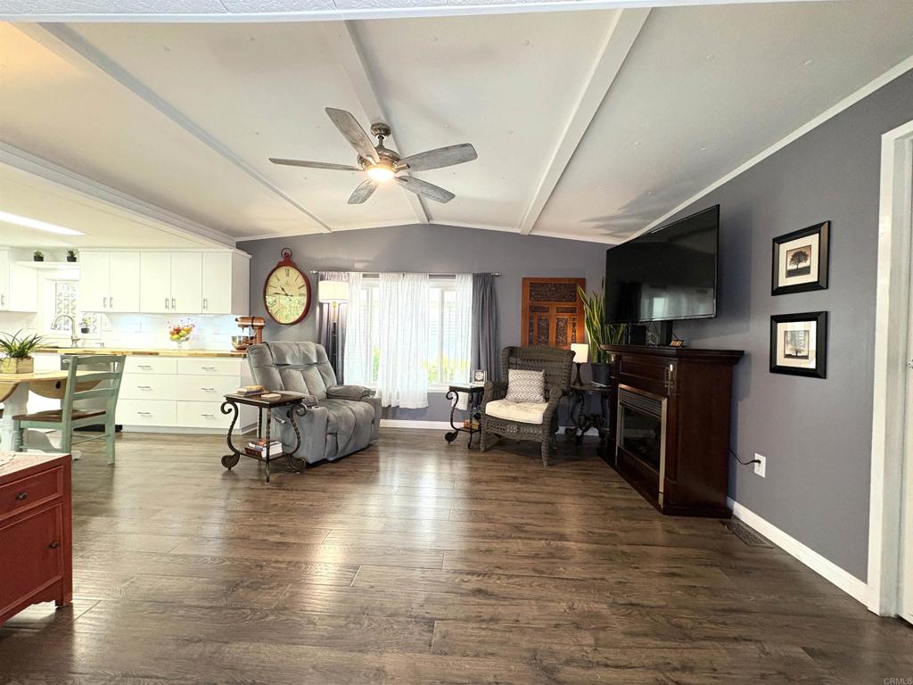 1925 Otay Lakes Road, Unit 14 Chula Vista, CA 91911 - Photo 16 of 60