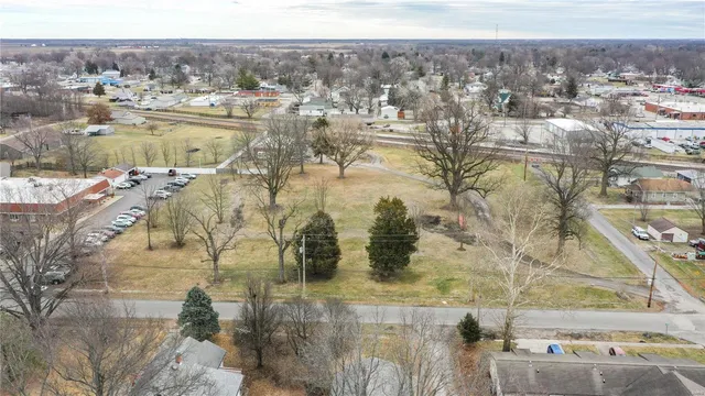 $63,000 | 318 East Buchanan Street, Carlinville, IL 62626