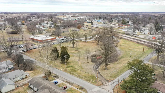 $63,000 | 318 East Buchanan Street, Carlinville, IL 62626