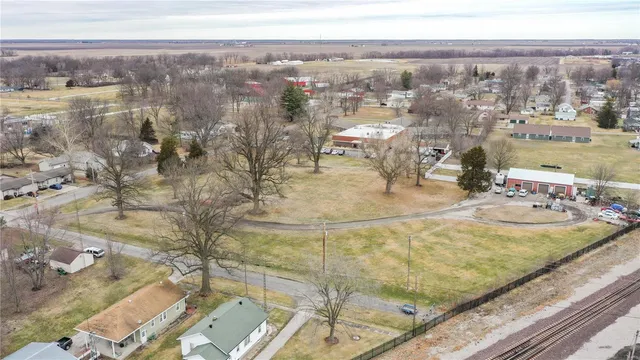 $63,000 | 318 East Buchanan Street, Carlinville, IL 62626