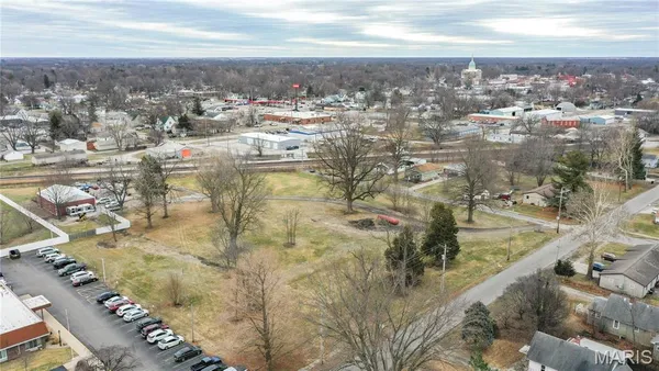 $60,000 | 318 East Buchanan Street, Carlinville, IL 62626