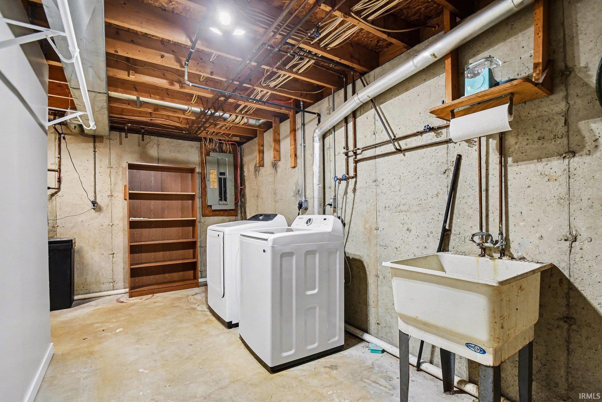 18360 Roosevelt Road South Bend, IN 46614 - Photo 20 of 31 Gallery Image 20