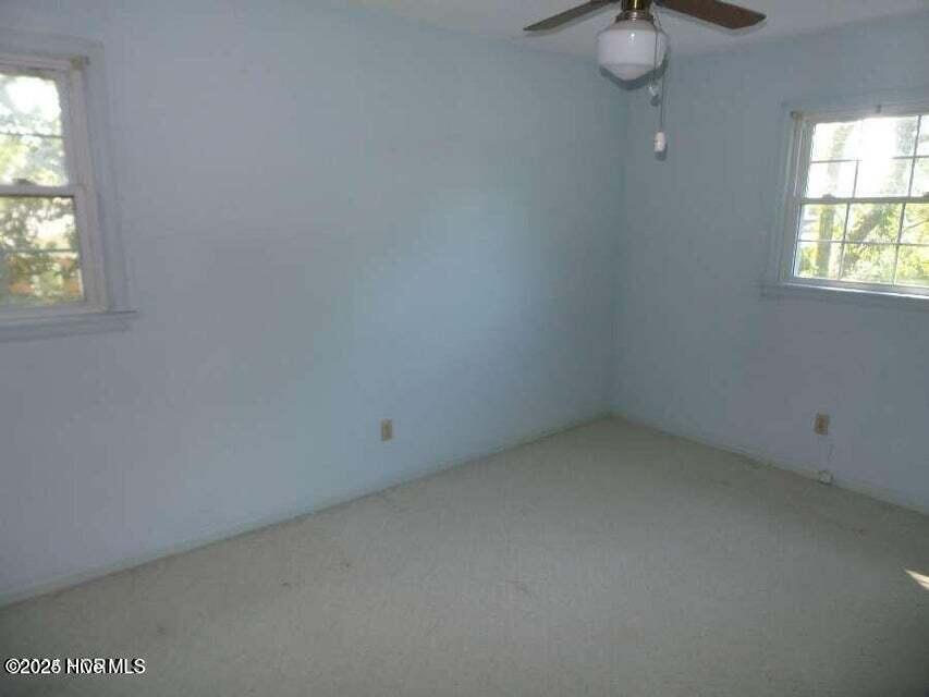 575 Robin Road Morehead City, NC 28557 - Photo 16 of 17 20240909170108227491000000-o