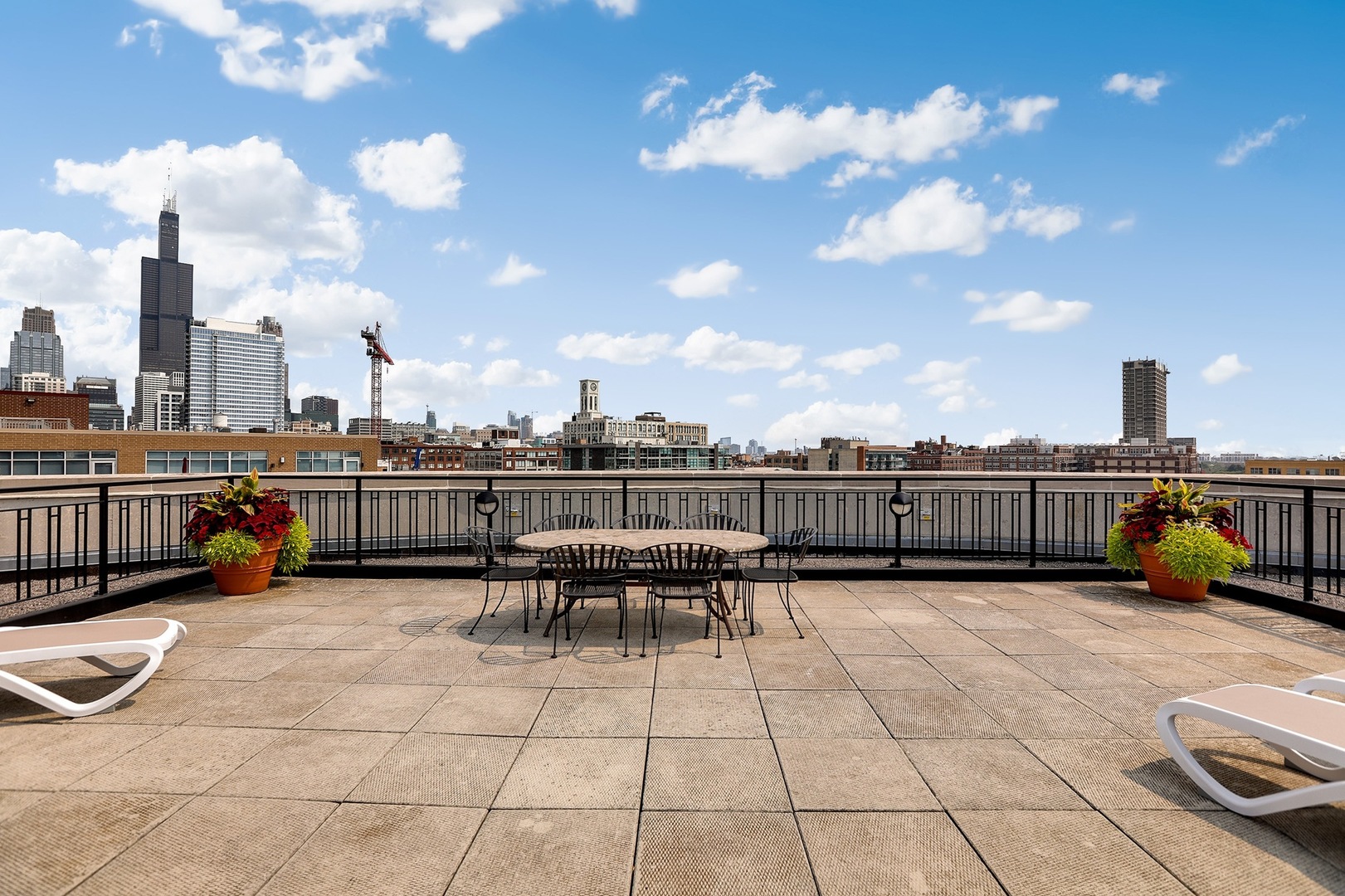 1000 West Adams Street, Unit 617 Chicago, IL 60607 - Photo 29 of 34