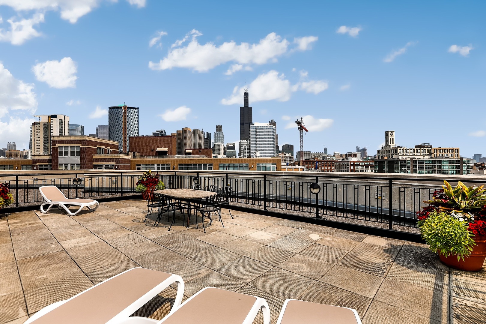 1000 West Adams Street, Unit 617 Chicago, IL 60607 - Photo 30 of 34
