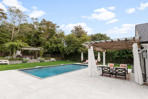 264 South Magee Street, Southampton, NY 11968