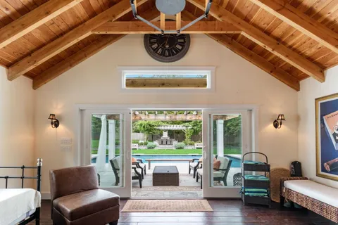 264 South Magee Street, Southampton, NY 11968