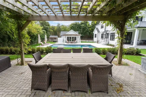 264 South Magee Street, Southampton, NY 11968