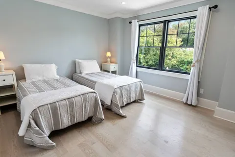 264 South Magee Street, Southampton, NY 11968