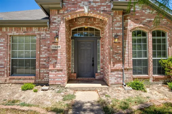 $2,450 | 11902 Amber Valley Drive, Frisco, TX 75035