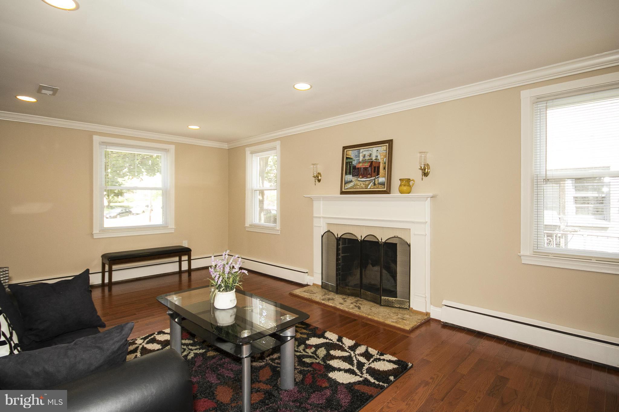 7005 Concord Road Pikesville, MD 21208 - Photo 6 of 29 Living Room