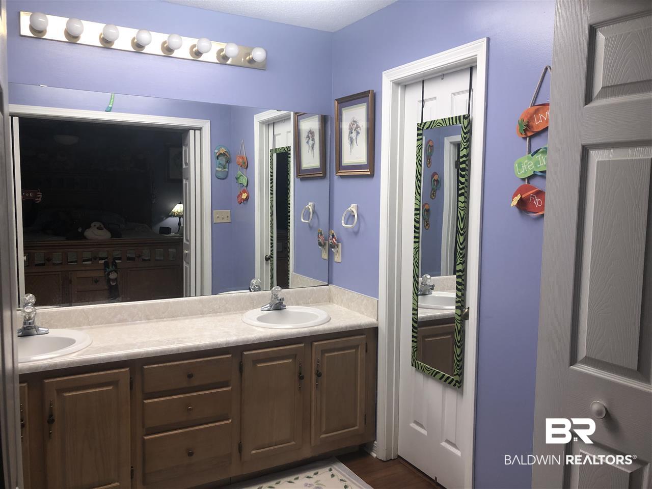 9300 Clubhouse Drive Foley, AL 36535 - Photo 14 of 26 MASTER BATH