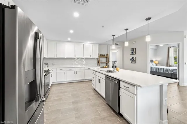 $7,500 | 172 Indies Drive East, Unit 101, Naples, FL 34114