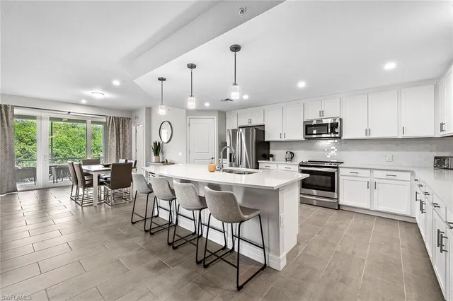 $7,500 | 172 Indies Drive East, Unit 101, Naples, FL 34114