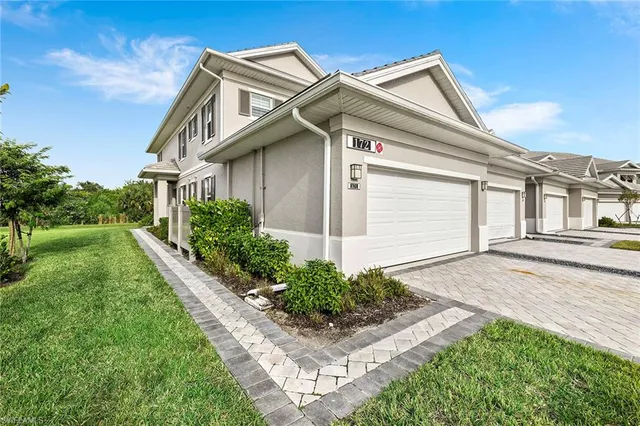 $7,500 | 172 Indies Drive East, Unit 101, Naples, FL 34114