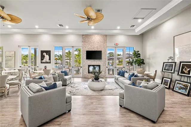 $7,500 | 172 Indies Drive East, Unit 101, Naples, FL 34114