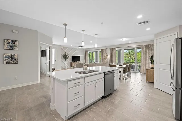 $7,500 | 172 Indies Drive East, Unit 101, Naples, FL 34114