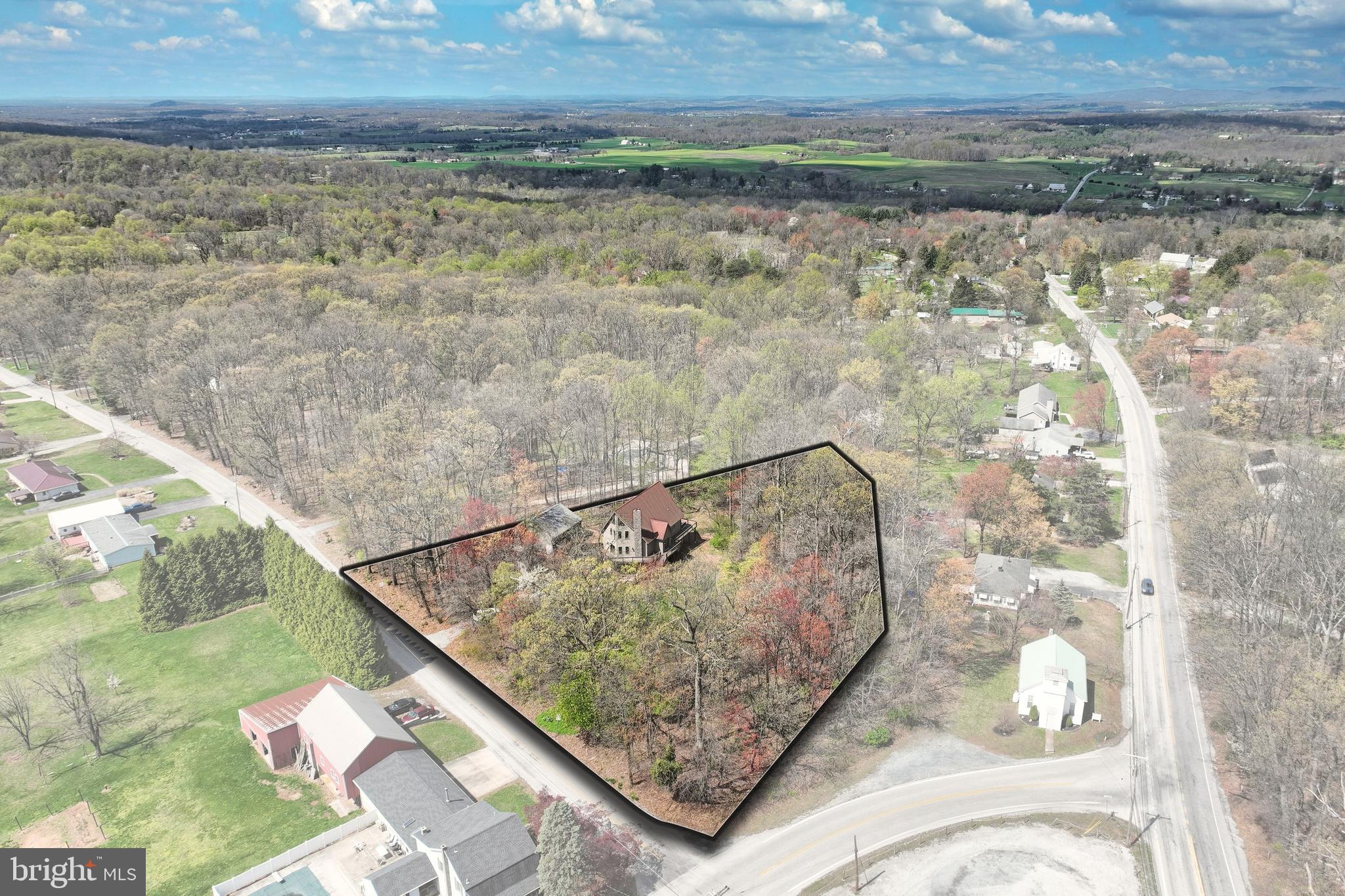3405 Colonial Road Dover, PA 17315 - Photo 3 of 56 Gallery Image 3
