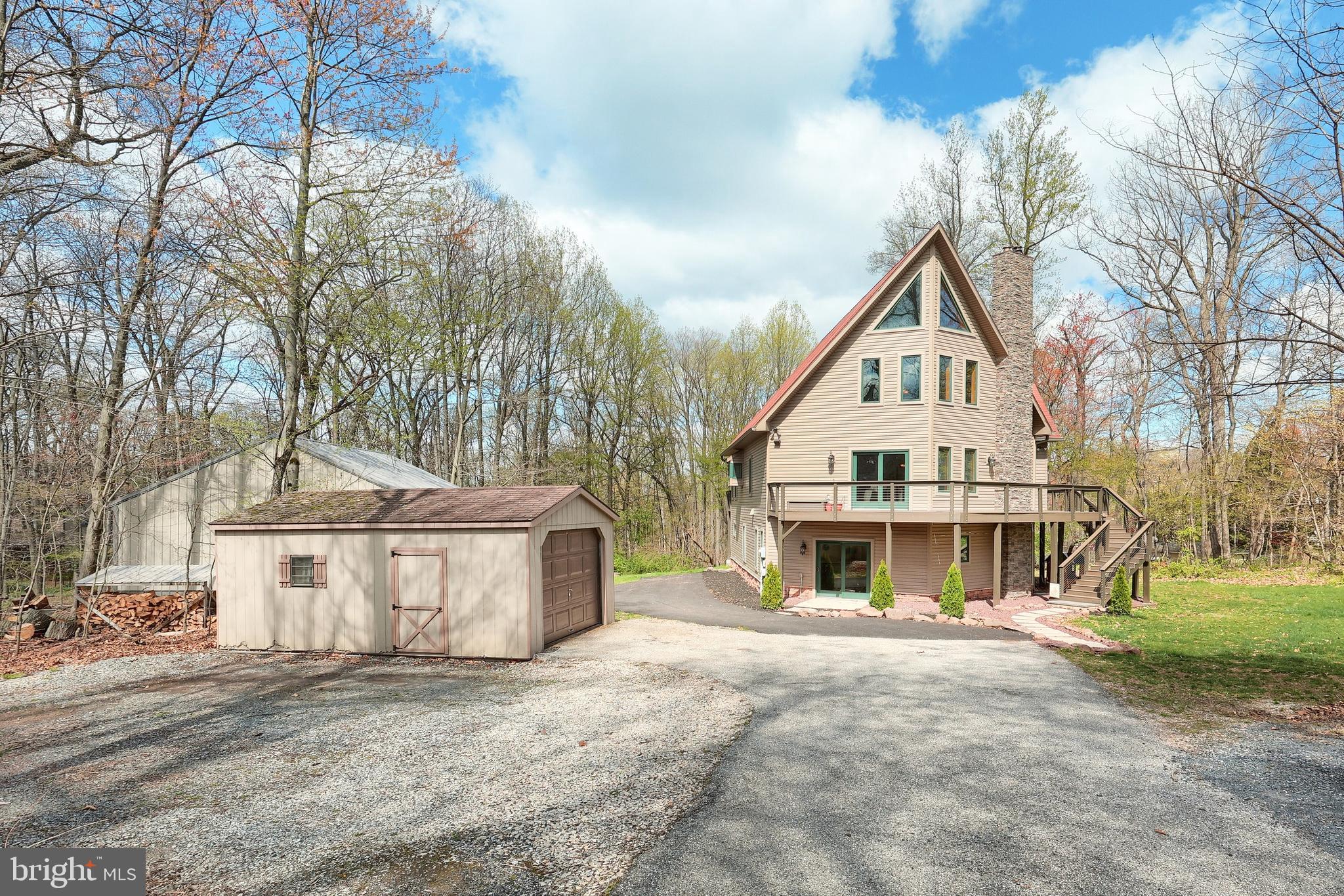 3405 Colonial Road Dover, PA 17315 - Photo 4 of 56 Gallery Image 4