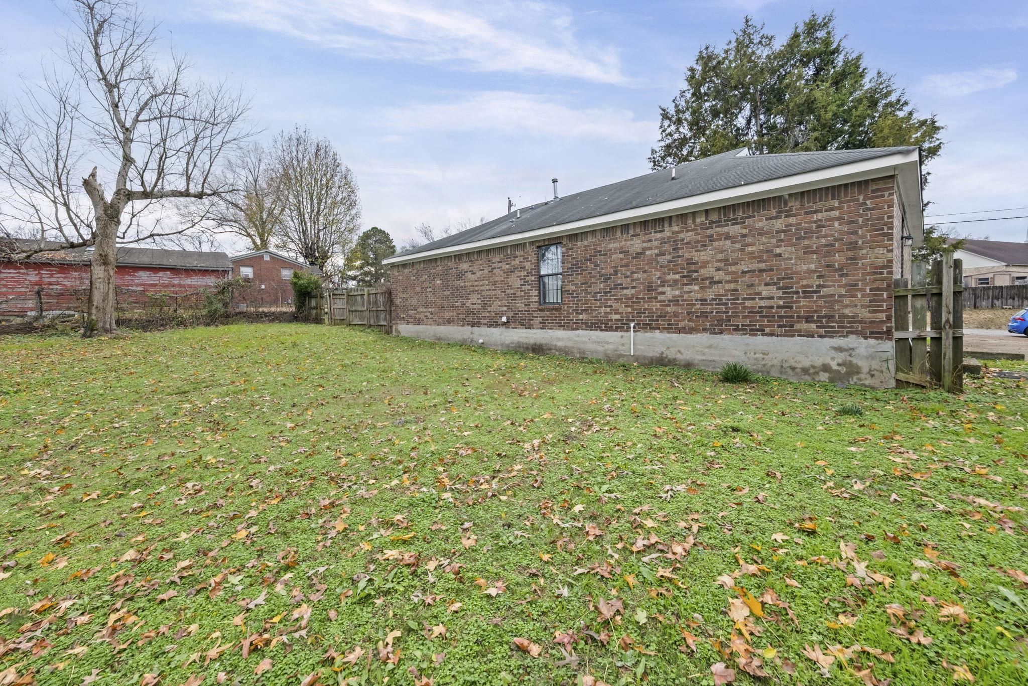 3480 Tallyho Road Memphis, TN 38128 - Photo 20 of 20 a view of a backyard