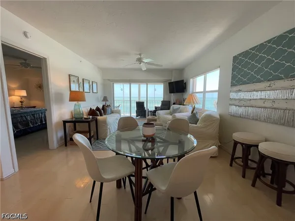 $9,000 | 1020 South Collier Boulevard, Unit 507, Marco Island, FL 34145