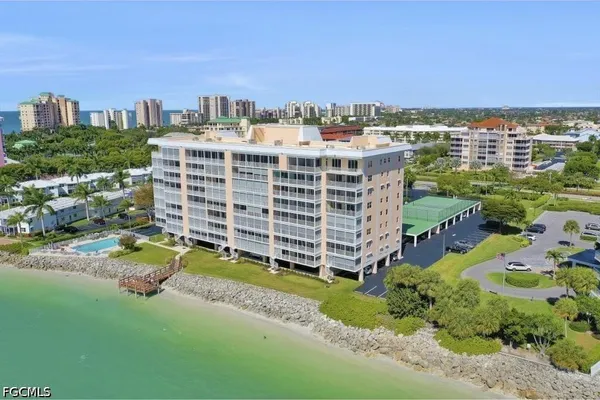 $9,000 | 1020 South Collier Boulevard, Unit 507, Marco Island, FL 34145