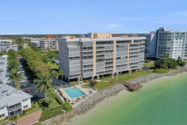 $9,000 | 1020 South Collier Boulevard, Unit 507, Marco Island, FL 34145