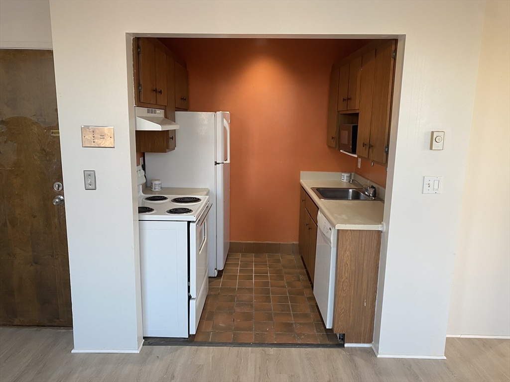 1 Cypress Road, Unit 107 Boston, MA 02135 - Photo 5 of 24 Gallery Image 5