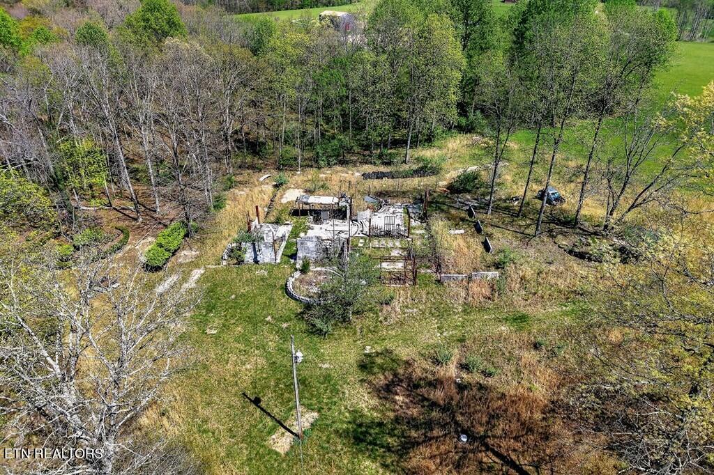 4877 Eastland Road Sparta, TN 38583 - Photo 13 of 23 CAR13