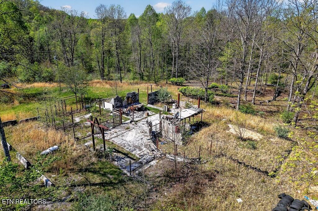4877 Eastland Road Sparta, TN 38583 - Photo 17 of 23 CAR17