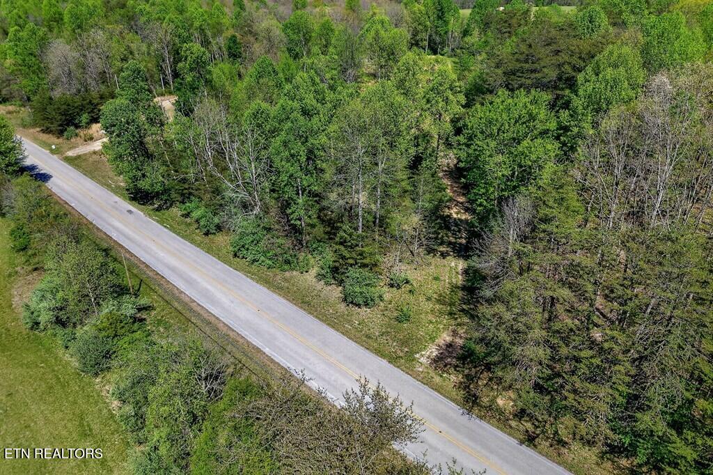 4877 Eastland Road Sparta, TN 38583 - Photo 9 of 23 CAR9