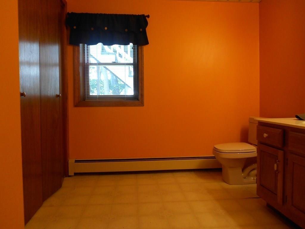 72 Darnell Road Worcester, MA 01606 - Photo 15 of 32 Gallery Image 15
