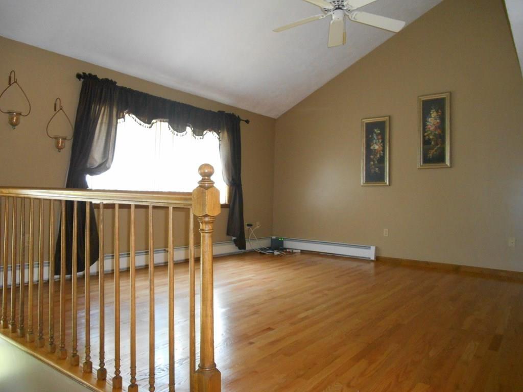 72 Darnell Road Worcester, MA 01606 - Photo 9 of 32 Gallery Image 9