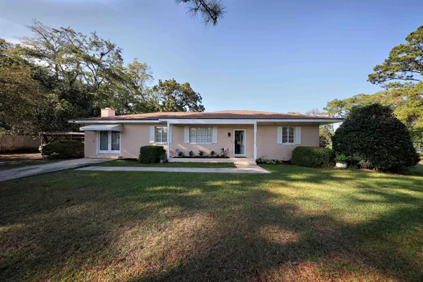 $215,000 | 307 Varnedoe Street, Thomasville, GA 31792