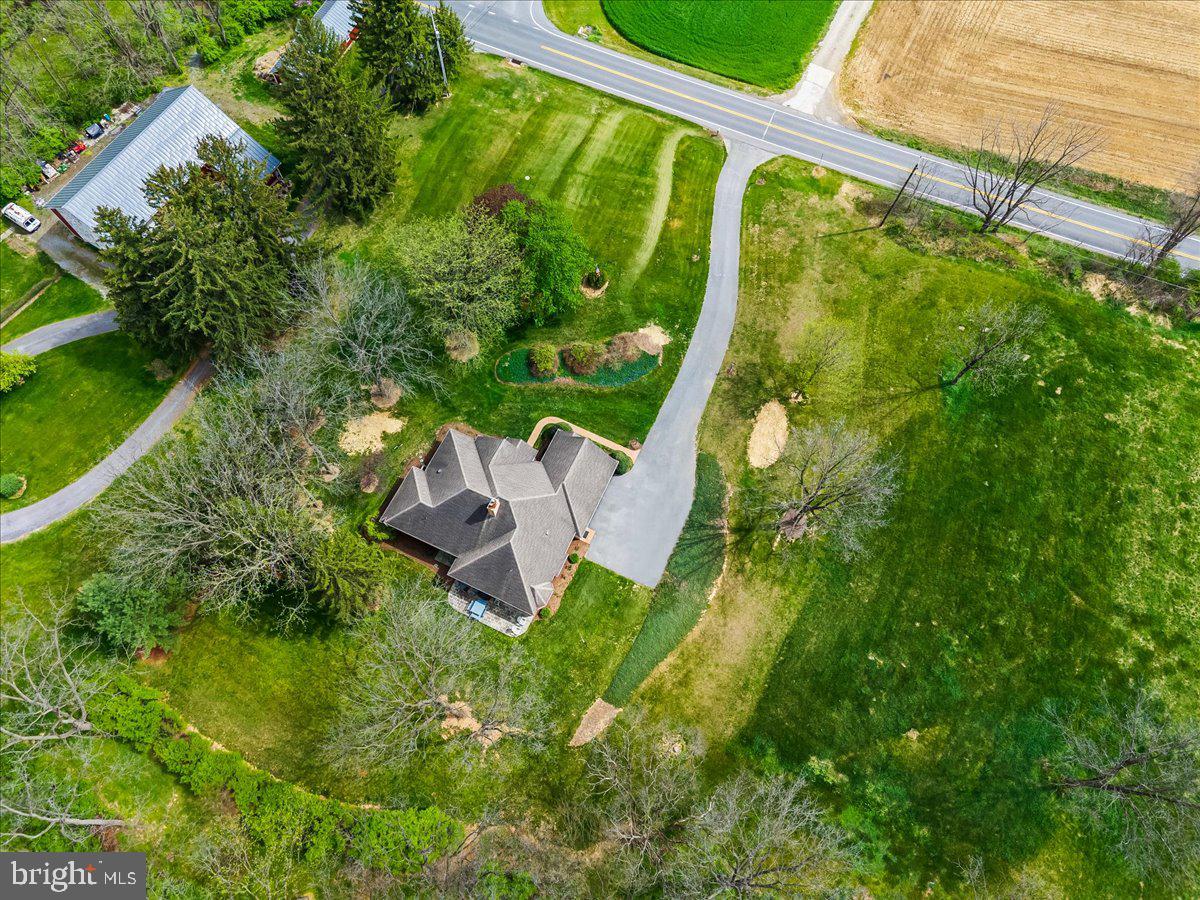 315 Rocherty Road Lebanon, PA 17042 - Photo 48 of 55 a bird view of a garden
