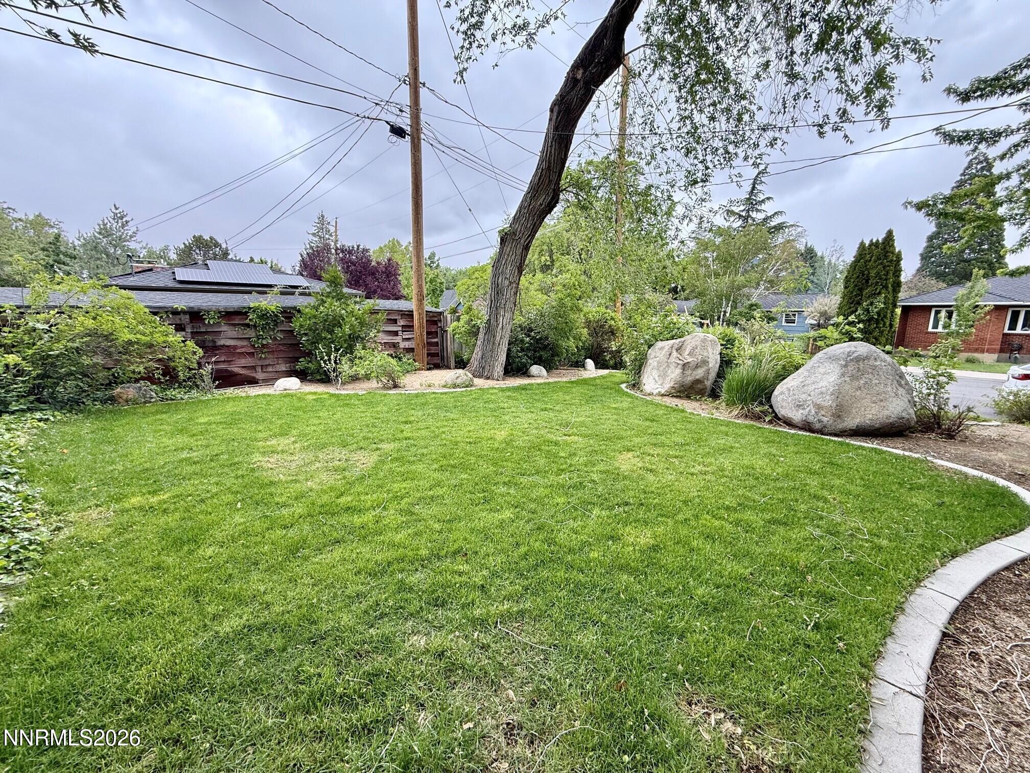 295 Circle Drive Reno, NV 89509 - Photo 25 of 28 9