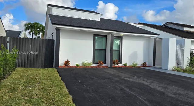 $579,900 | 1001 Southwest 88th Court, Miami, FL 33174