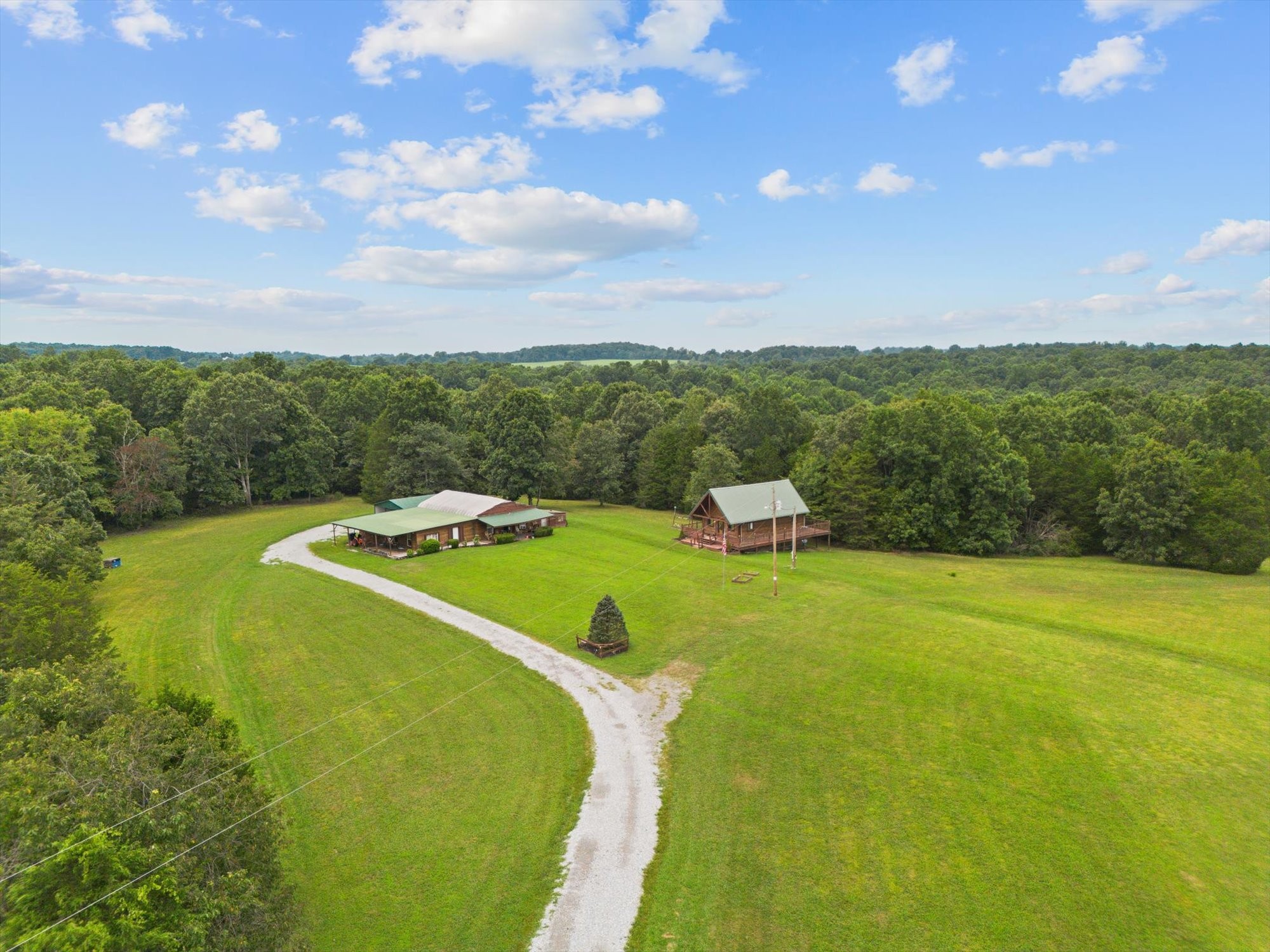 775 Coaling Road Charlotte, TN 37036 - Photo 3 of 50