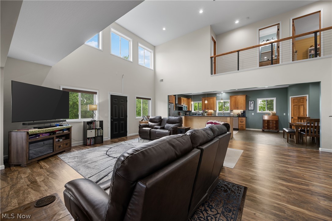 85444 Sproul Road Southeast Uhrichsville, OH 44683 - Photo 11 of 50