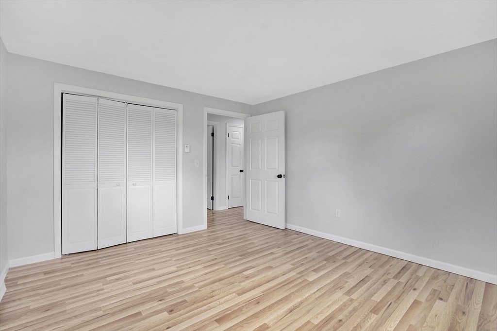 258 Rock Valley Road Holyoke, MA 01040 - Photo 27 of 42