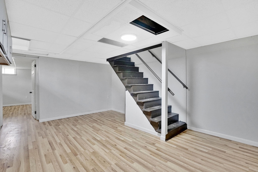 258 Rock Valley Road Holyoke, MA 01040 - Photo 32 of 42